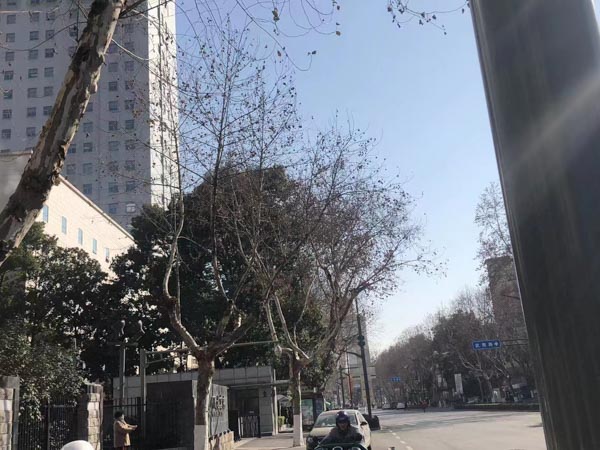 深圳婚姻訴訟律師來講講夫妻離婚后對于共同房產如何分割